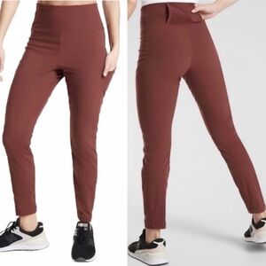 Athleta Rust Brown Trekkie Hybrid crop Workout/Outdoor Everyday Pants